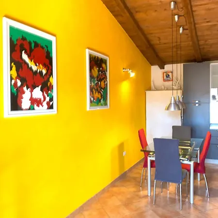 Little Sparrow Apartament